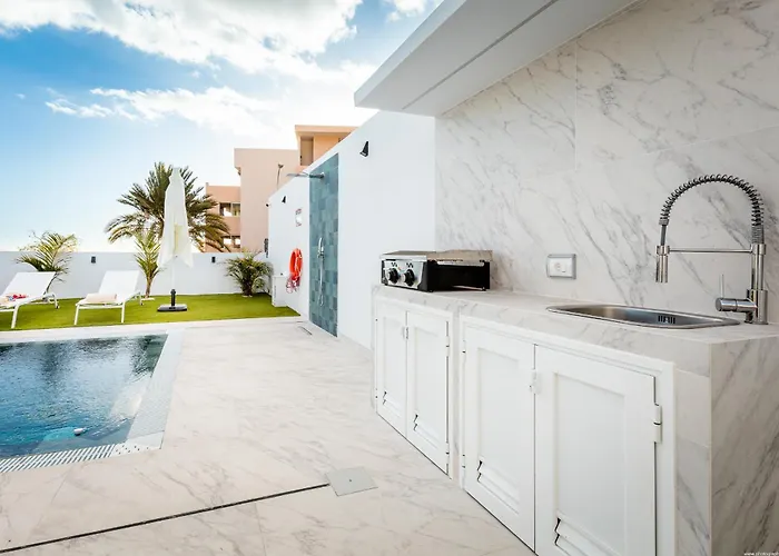 Michelle Private Oasis Heated Pool And Wifi