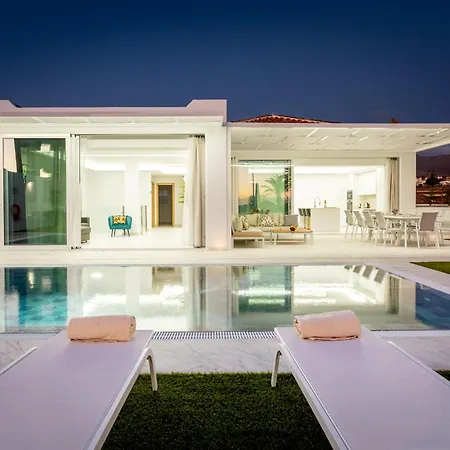 Michelle Private Oasis Heated Pool And Wifi *