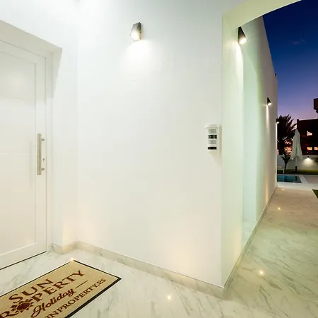 Michelle Private Oasis Heated Pool And Wifi *