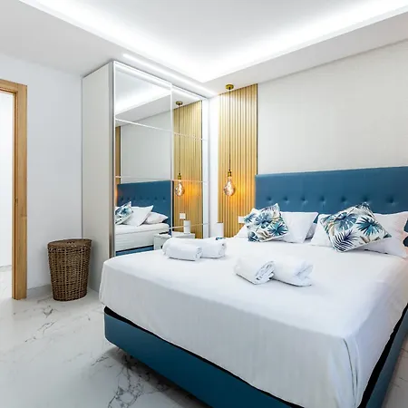 Michelle Private Oasis Heated Pool And Wifi Villa