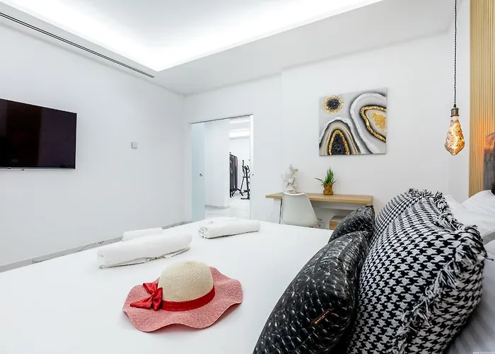 Villa Michelle Private Oasis Heated Pool And Wifi Playa Paraiso (Tenerife)