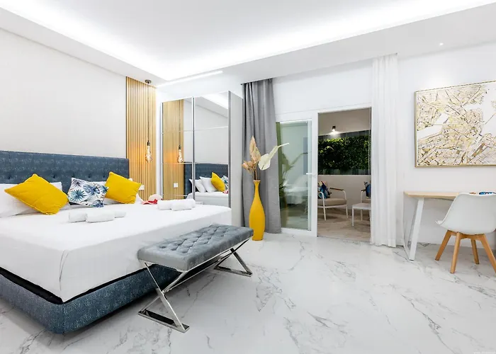 Villa Michelle Private Oasis Heated Pool And Wifi Playa Paraiso (Tenerife)