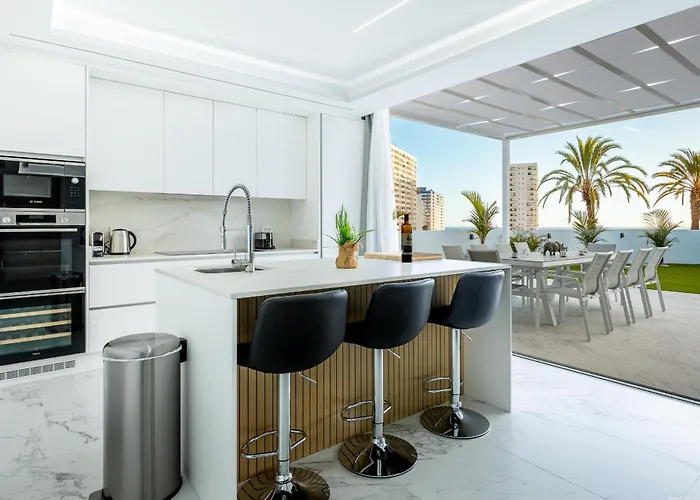 Michelle Private Oasis Heated Pool And Wifi Villa *