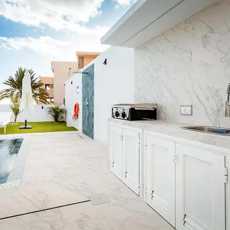 Michelle Private Oasis Heated Pool And Wifi