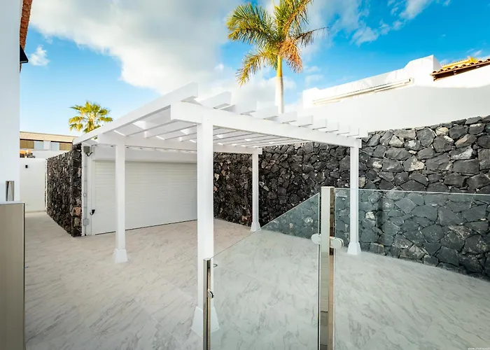 Michelle Private Oasis Heated Pool And Wifi *